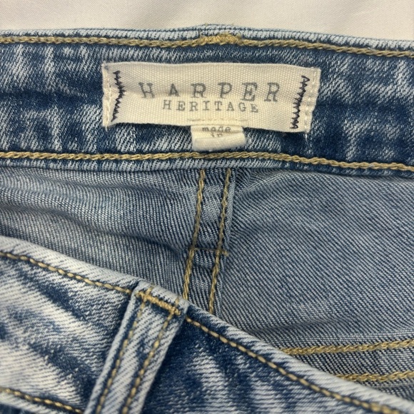Harper (Francesca's Collections) Distressed Y2K High Rise flare Jeans - Picture 3 of 8
